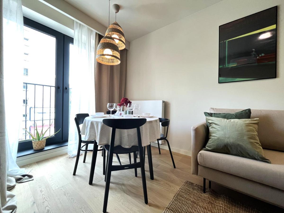 Wyszynskiego Apartment - Self Check-In 20H - Parking &Lift 브로츠와프 외부 사진
