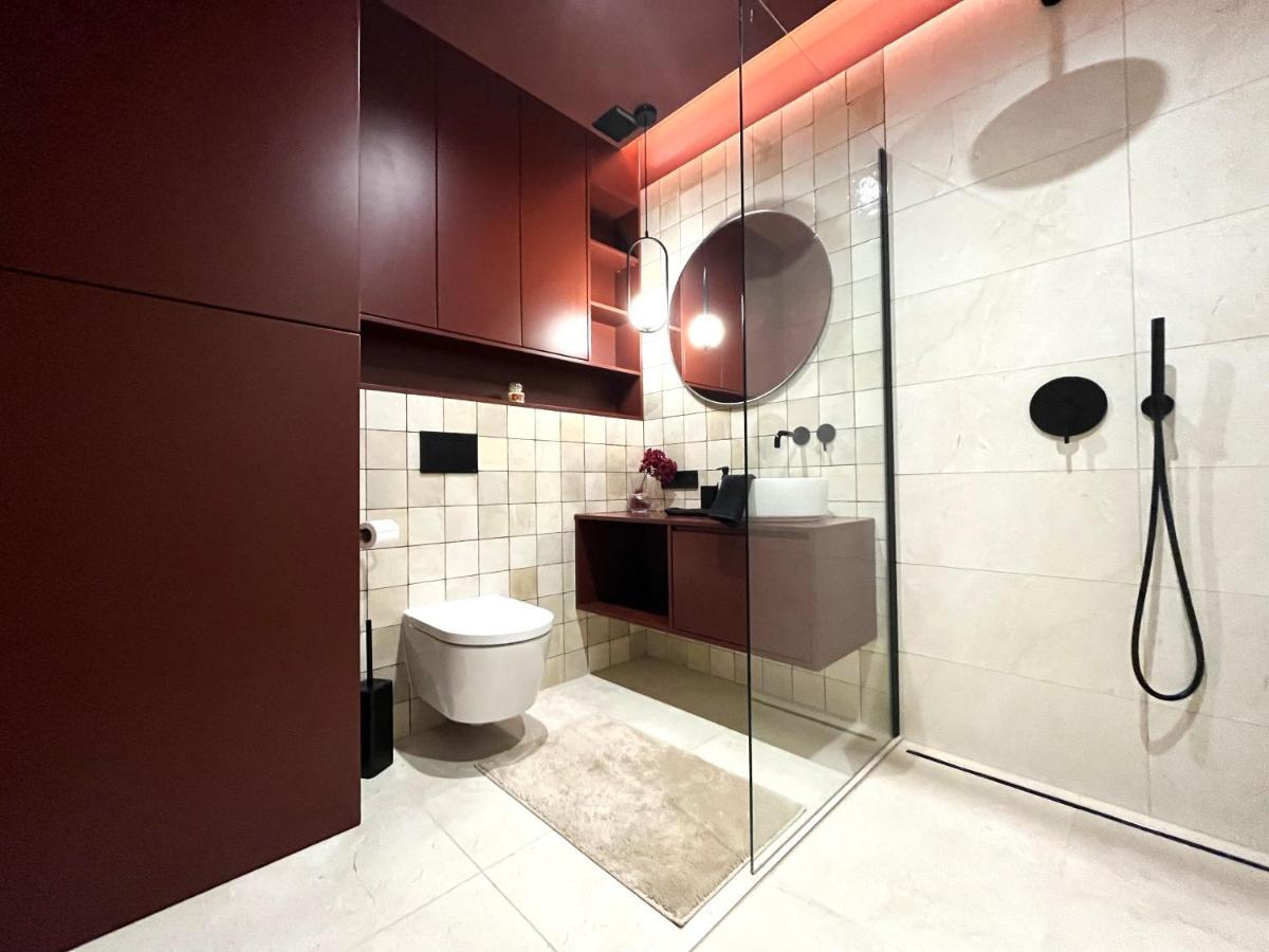 Wyszynskiego Apartment - Self Check-In 20H - Parking &Lift 브로츠와프 외부 사진